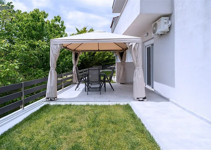 Apartman Alfi *